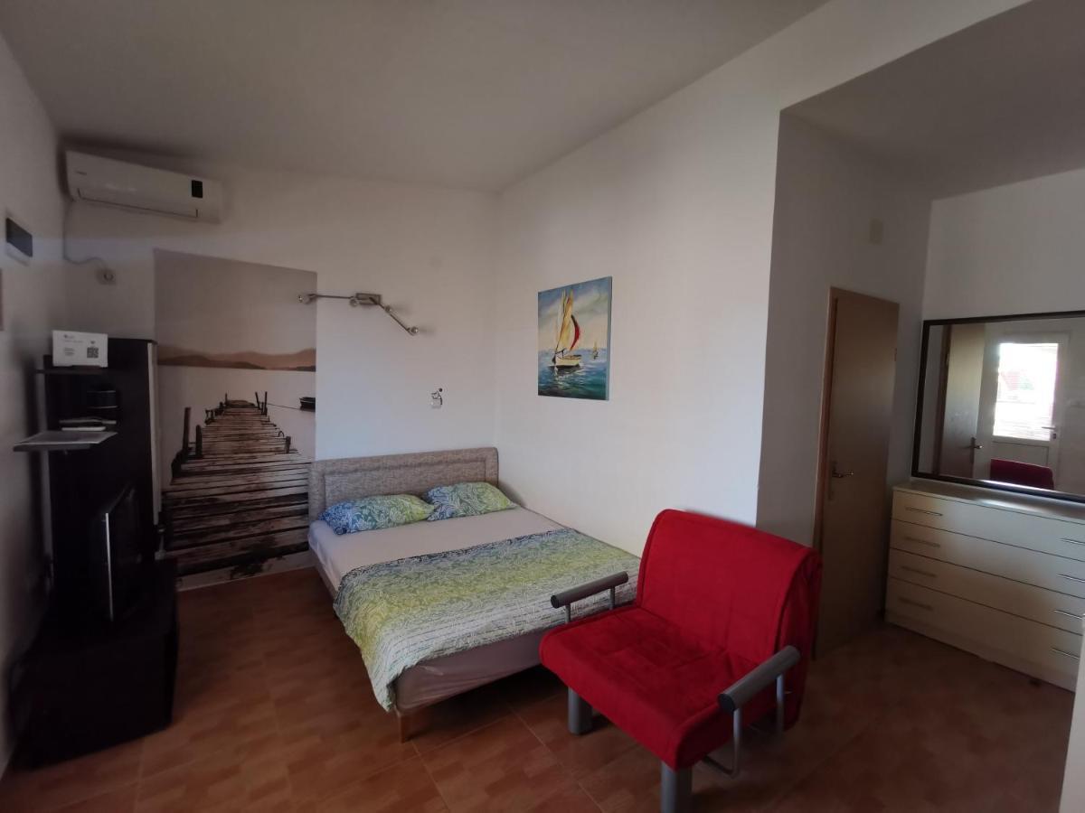 Apartments Montenegrina Ulcinj Zewnętrze zdjęcie